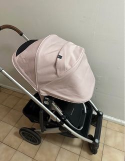 Uppa baby Cruz V2 stroller