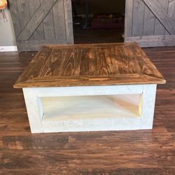 FREE!! Coffee Table Project