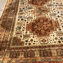 Handmade Rug ,Size is 91 X 130 Inches