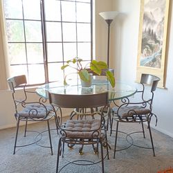 BEAUTY LOVERS  - Vintage Wrought Iron round Glass  table and chairs