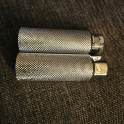 Gt Pegs