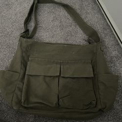 Messenger Bag   