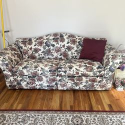 Sofa With Pull Out Sleeper Bed