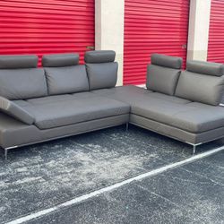 Sofa/Couch Sectional - Gray - City Furniture - Delivery  Available 🚛