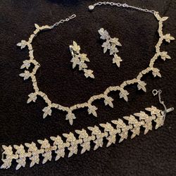 Vintage Sarah Coventry set