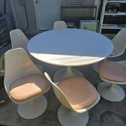 Tulip Dinning Table Set