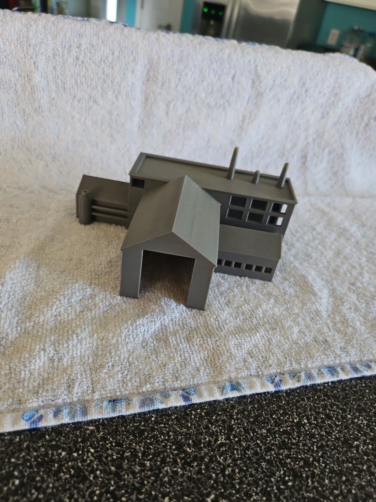 Unpainted Steel Mill (N-scale)