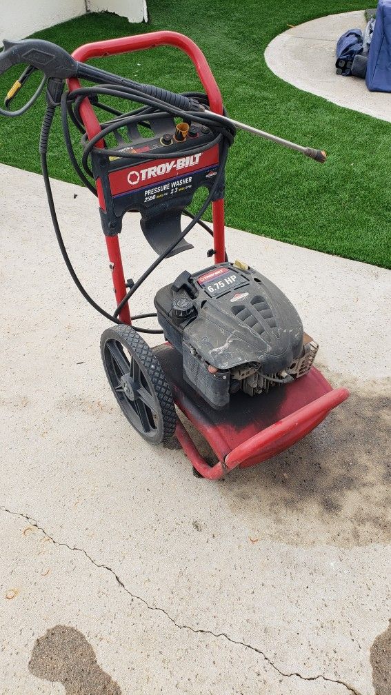 Troy Bilt Pressure Washer 2550 Psi