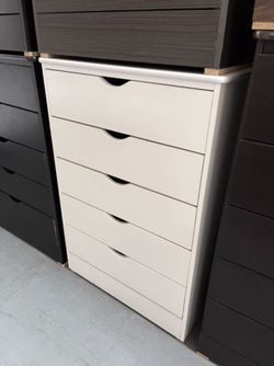 Five Drawers Dresser