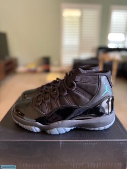 Size 9 Nike Jordan 11 gamma blue