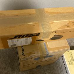 Bose 161 Speakers Pair - Used