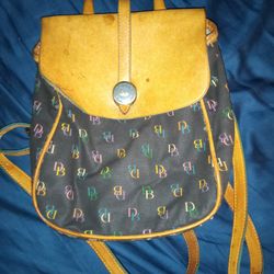 DOONEY AND BURKE BACKPACK PURSE 