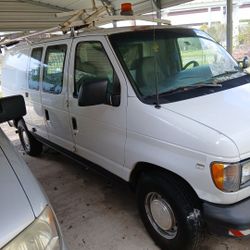 2002 Ford E-150