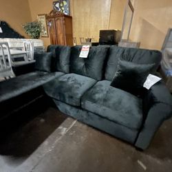 Black chenille reversible sofa chaise sectional