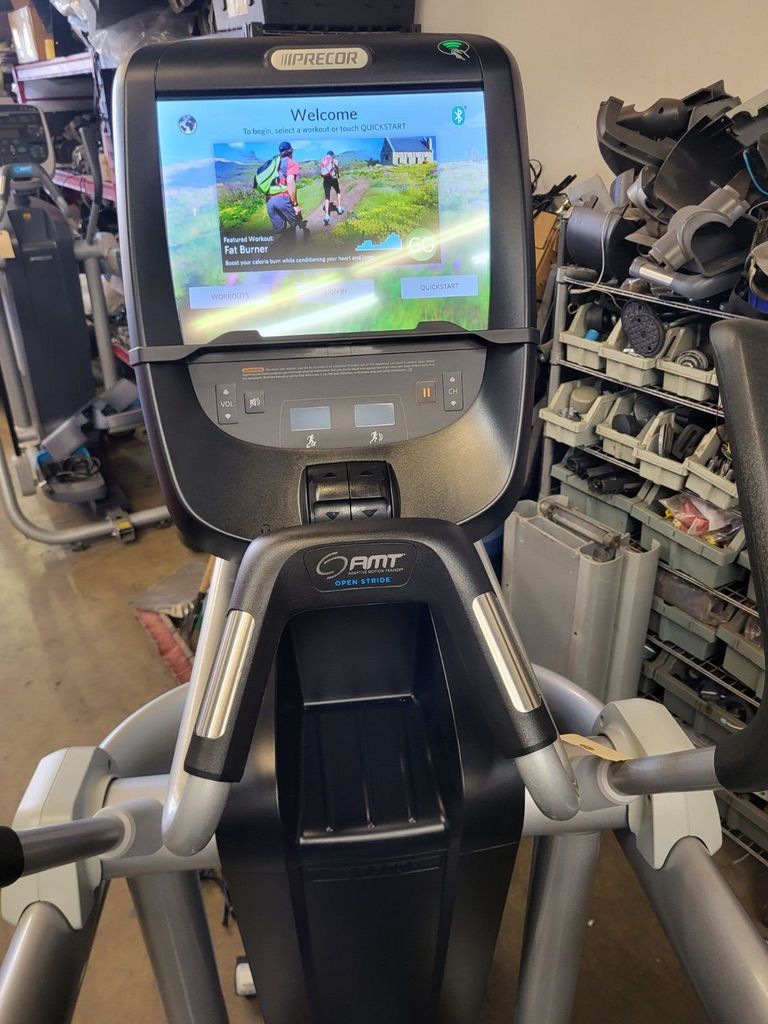 PRECOR 885 AMT With P82 Console (Delivery Included