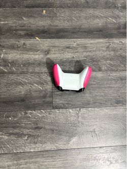 “HOT PINK” X-BOX ONE CONTROLLER