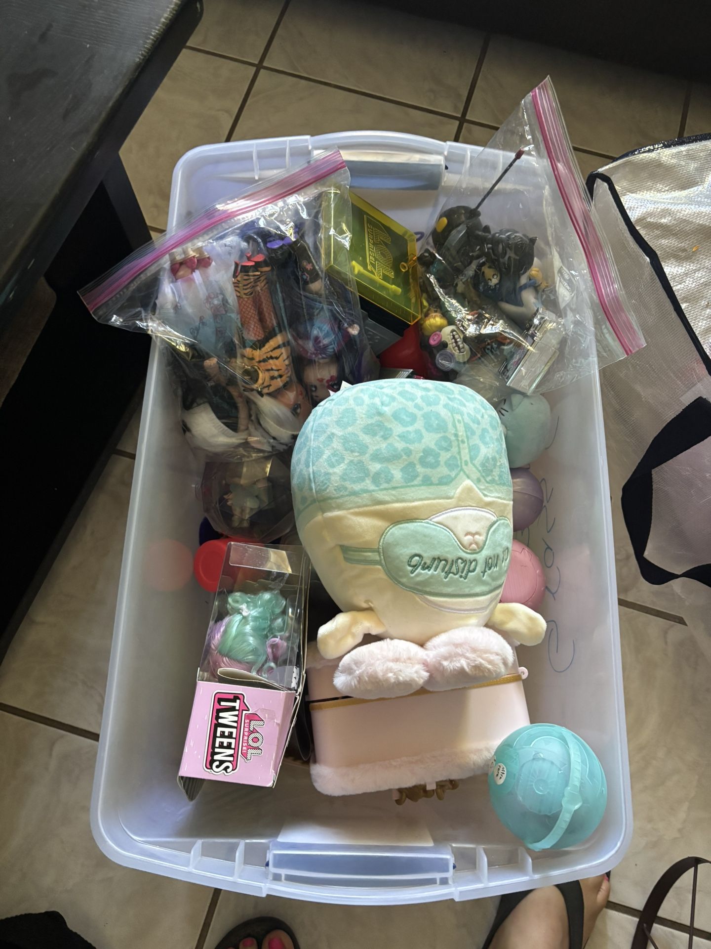 LOL Surprise Dolls & NaNaNa Dolls