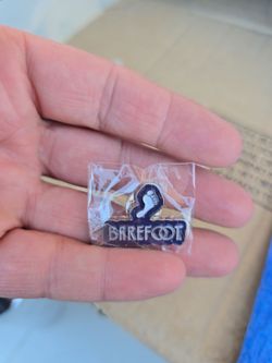 Barefoot wine pins