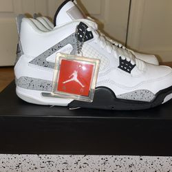 DS Jordan 4 White Cement Size 8