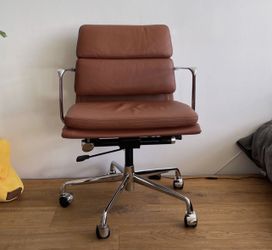 Soho Soft Genuine Leather Chair