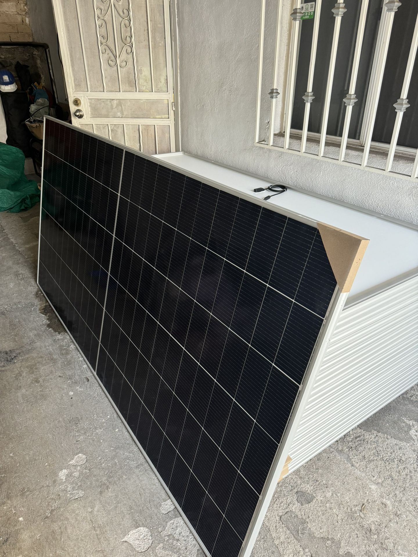 We Offer Solar Panels Of Various Wattages…..