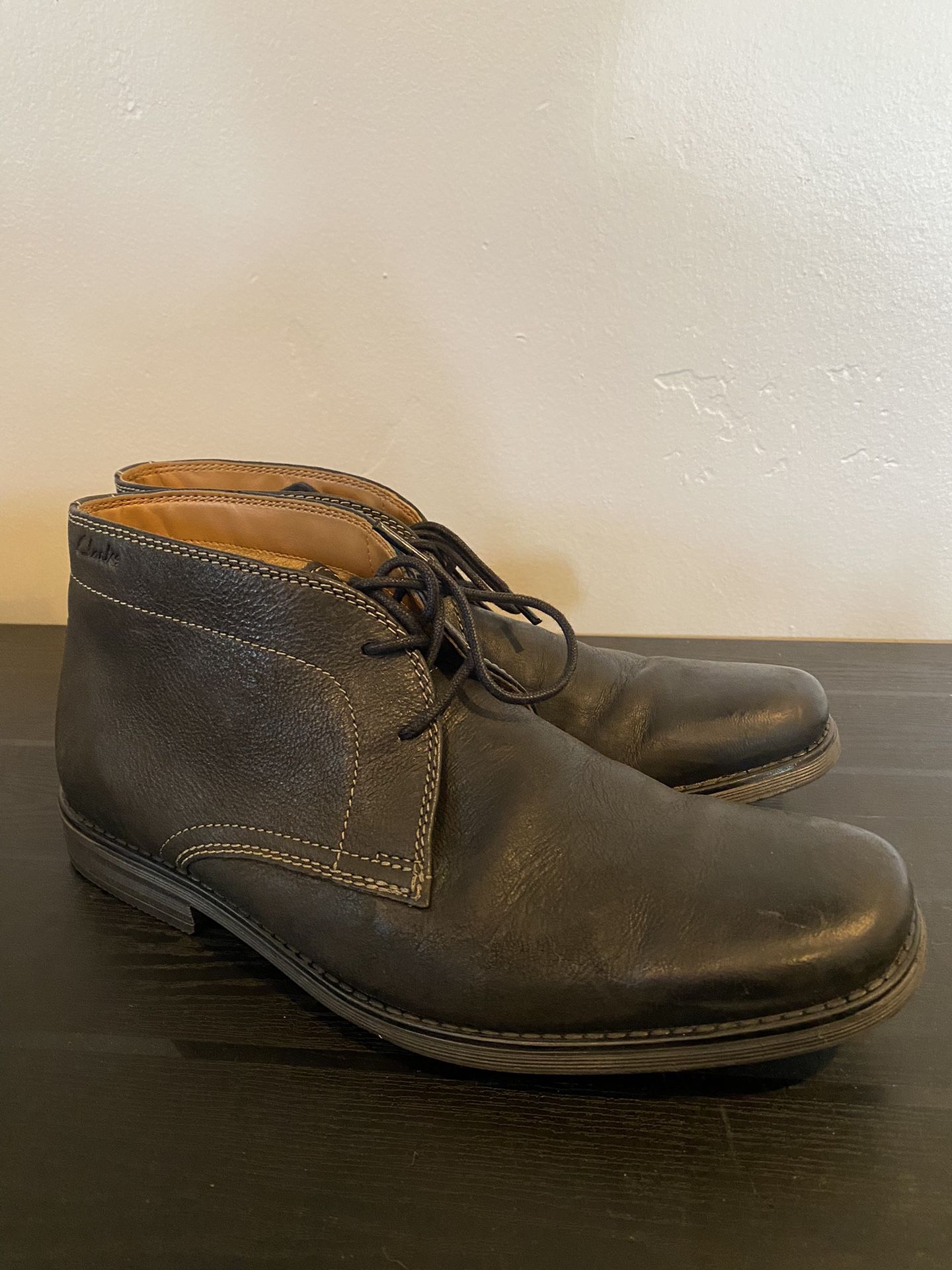 Men's Clarks-Holmby Top Designer Black Leather Boots