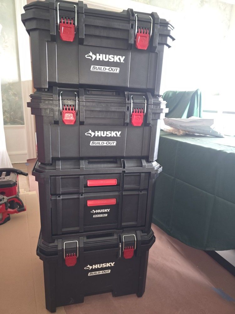 Tool Box Husky Brand New 22inch