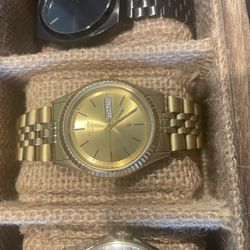 Men’s Gold watch 