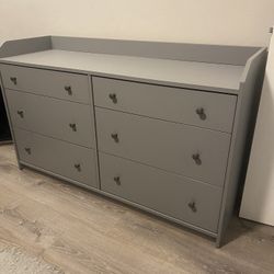 6 Drawer Dresser  