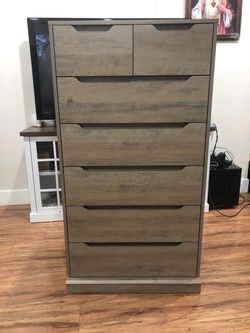 Honfa  7 drawer wood dresser