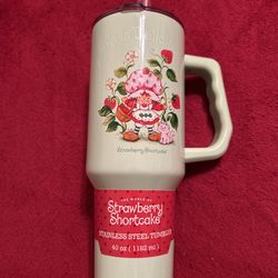 Strawberry shortcake beverage mug