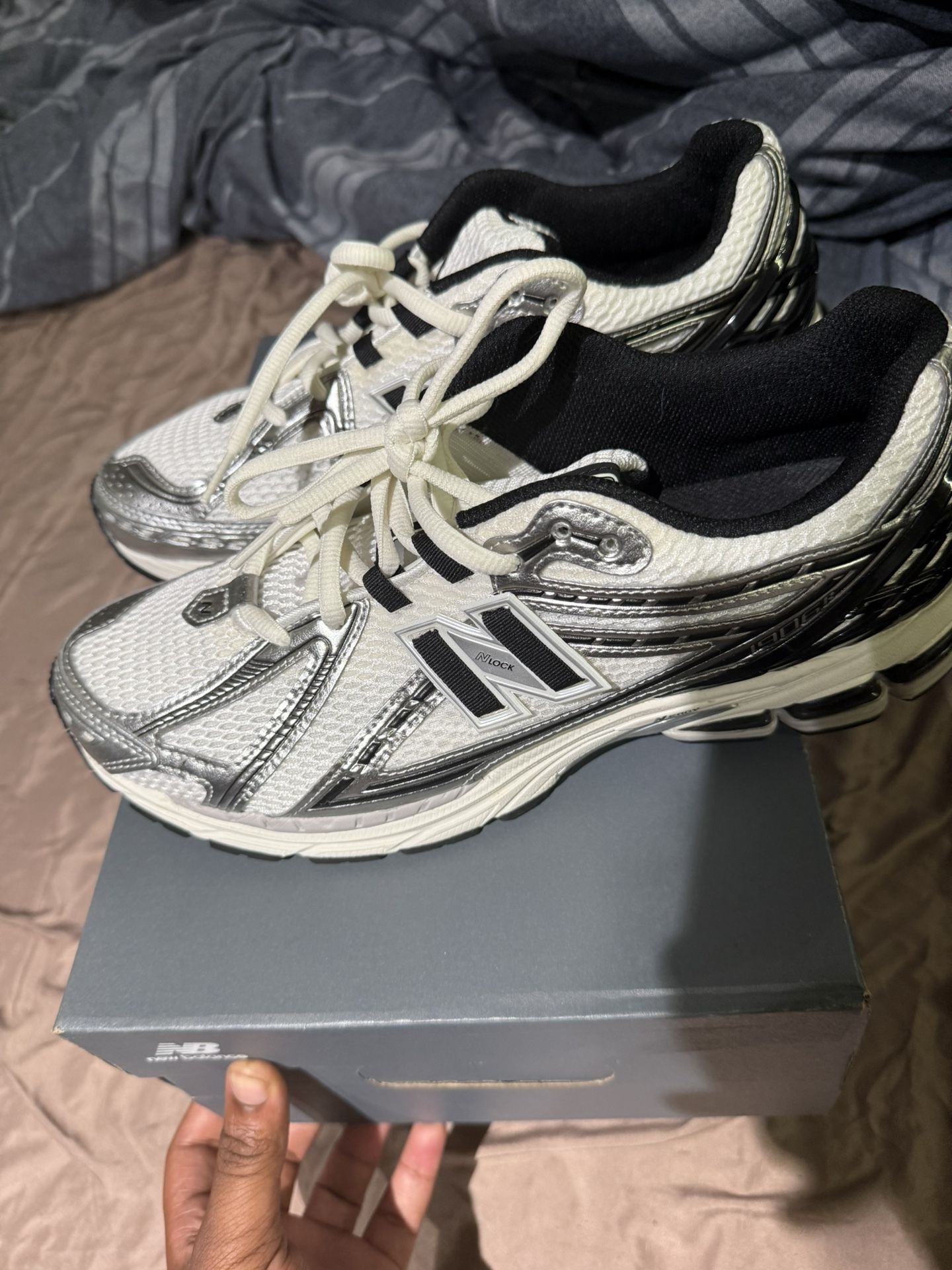 new balance 1906r men sz 11.5