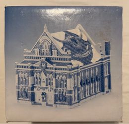 Department 56 Ryman Auditorium #54855 – Retired Snow Village – Grand Ole Opry