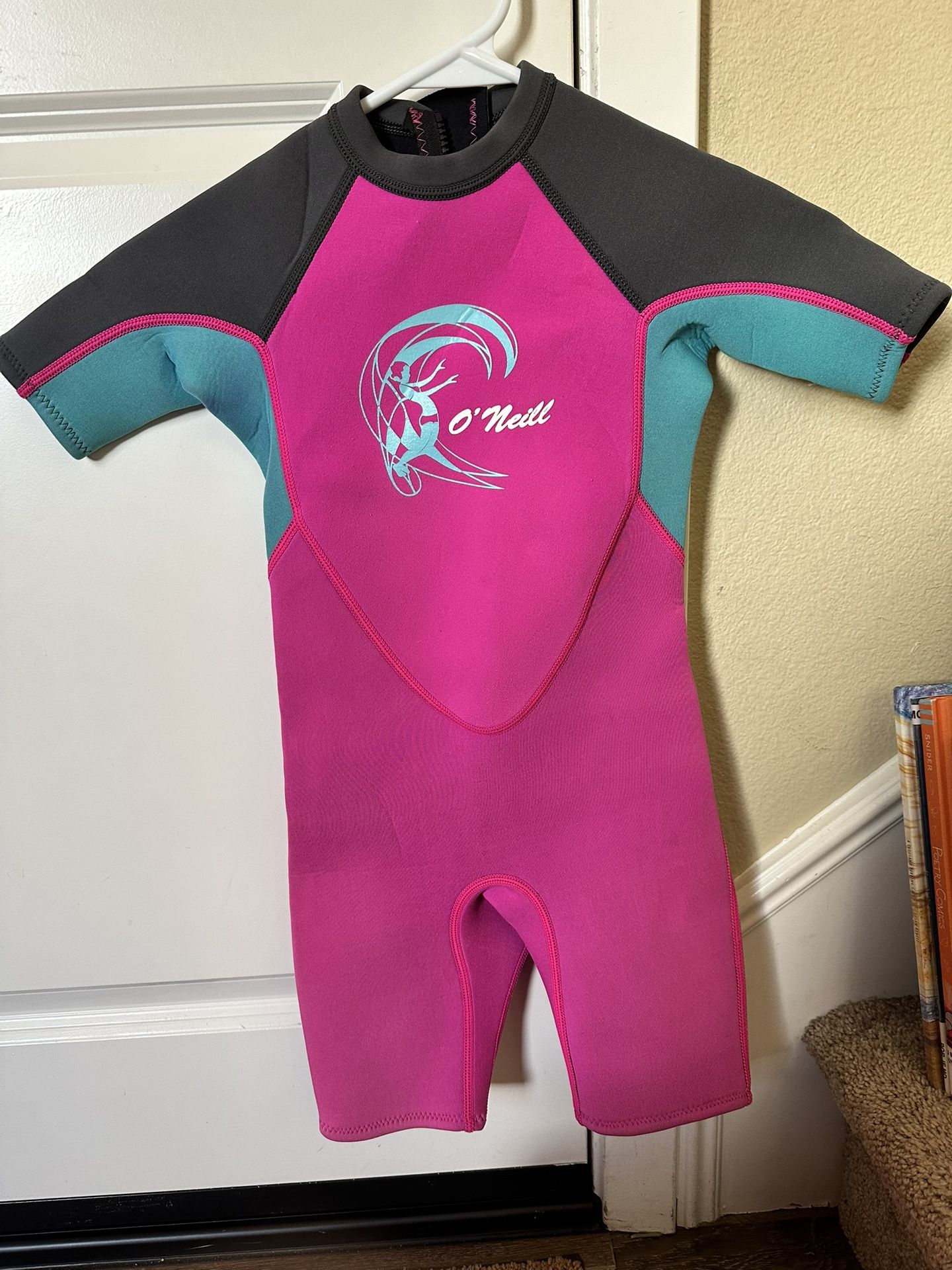 O’Neil Wetsuit Size 6