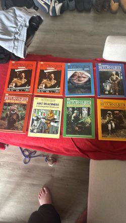 Star Wars1983 near mint Return of the Jedi books