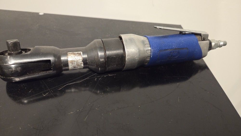 Campbell Hausfeld 3/8" Air Ratchet