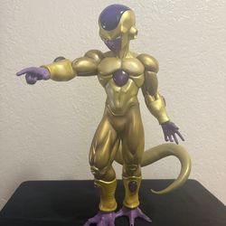 Golden Frieza Figure