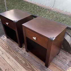 Night Stands 2 Of Them Good Condition 