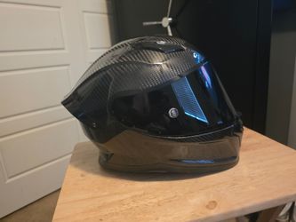 Carbon fiber helmet