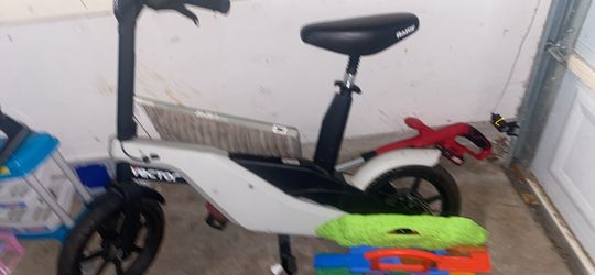 Electric scooter