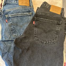 Women Levi Jeans( The Price Is For Each Jean)