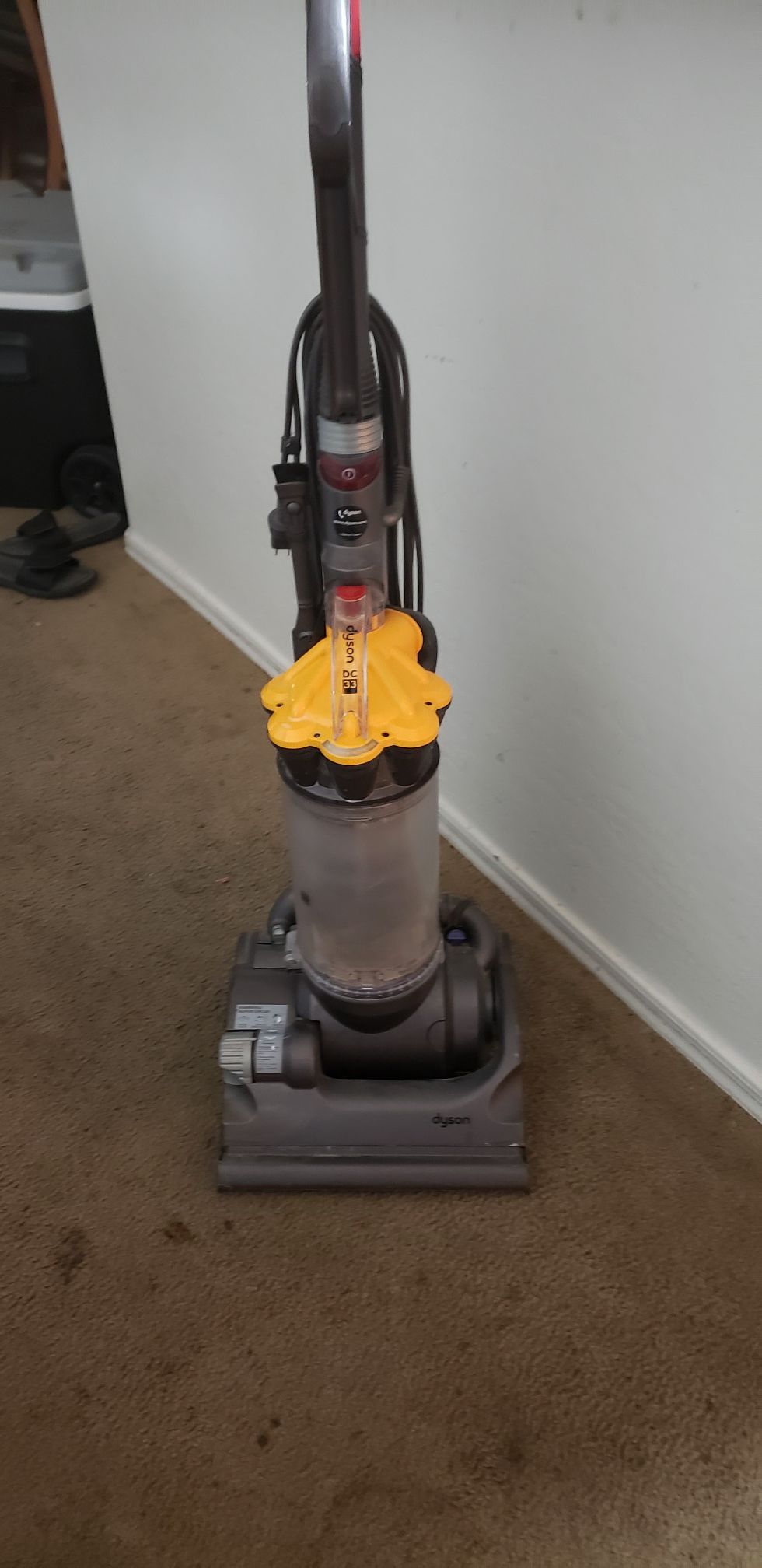 Dyson dc33 upright