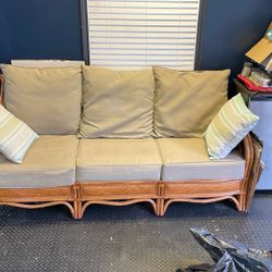 Wicker Couch 