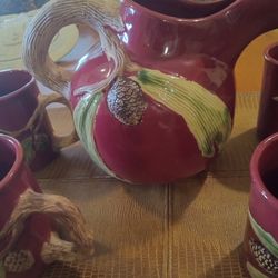 Five Piece Coffee Serving Set Coffee Pot And Four Cups