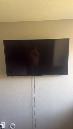 Sharp Roku TV with wall mount