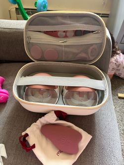 Momcozy M9. / breast massager
