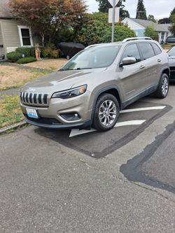 2019 jeep cherokee latitude 35k miles