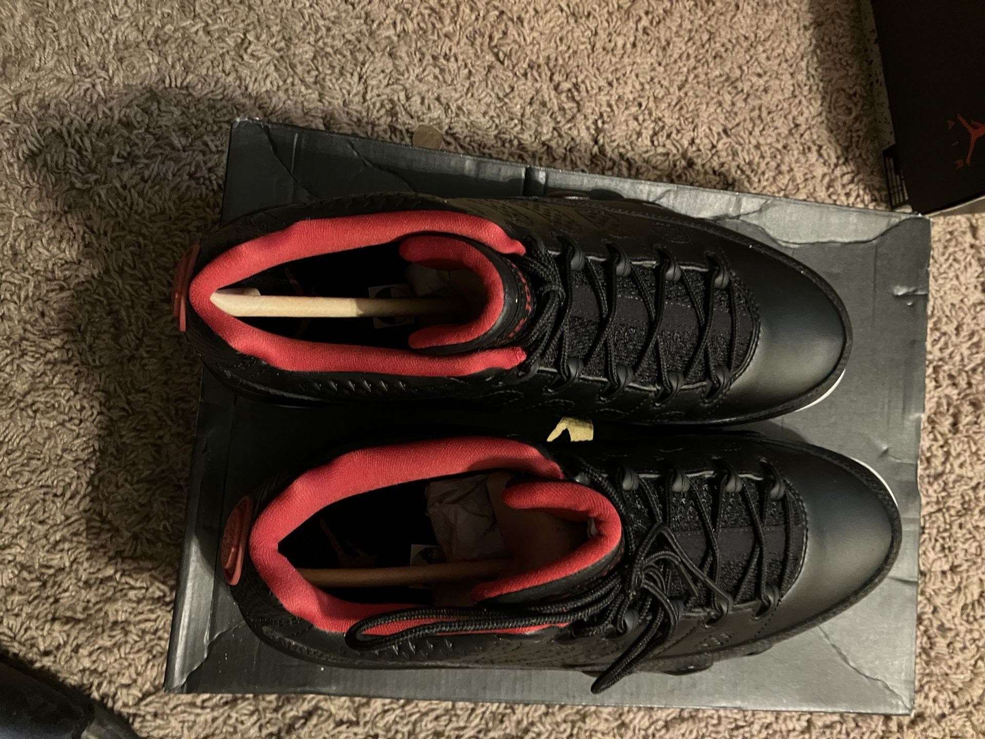 Retro Jordan 9 Low