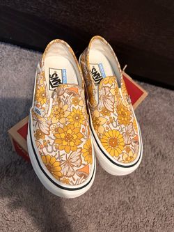 Vans women’s slip on