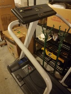 WESLO CADENCE 805 TREADMILL for Sale in Uniontown PA OfferUp